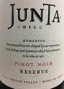 Junta - Reserva Momentos Pinot Noir 2020